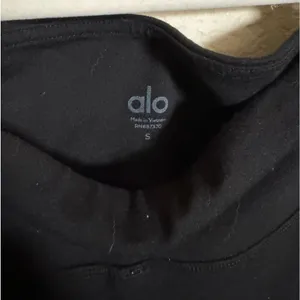 ALO Yoga Airbrush‎ Chakra Leggings Size Small in Black & Gold thumbnail 6