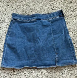 American Eagle jean skirt thumbnail 3