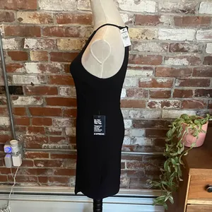 Express Women's Black Ribbed Asymmetric Sheath Dress Size 6 NWT thumbnail 4