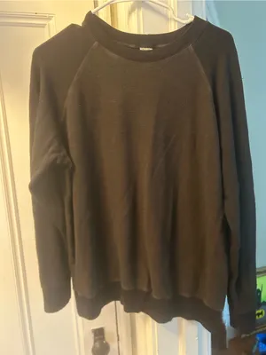 ☀️3/$25 Monrow raglan sweater crewneck sweatshirt xl black color block thumbnail 1