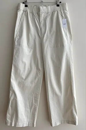GAP Women’s Stretch Waist Off Duty Khaki Pants, Size Medium, NWT thumbnail 1