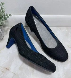 Betabrand On Your Mark Cut-Out‎ Heels Comfort Black/Blue Sz 8.5 Workwear Office thumbnail 1
