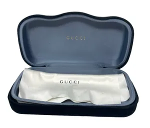 Gucci black velvet sunglasses case thumbnail 1