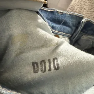 7 for All Mankind Dojo Cropped 7 Pocket Jeans thumbnail 7