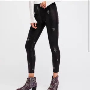NWT Free people studded‎ vegan leather leggings sz 24 thumbnail 2