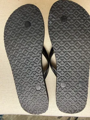 Tory Burch Black Flip Flips thumbnail 3