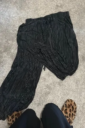 SheIn flowy pants thumbnail 1