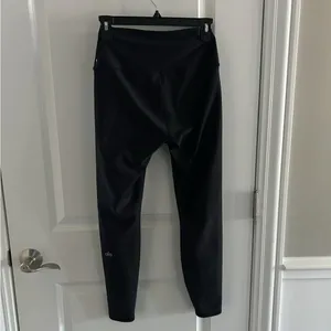 Alo High-Waist Airlift Legging thumbnail 4