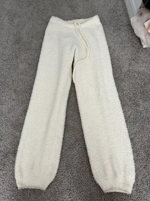 Skims fluffy joggers  thumbnail 4