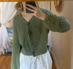 Green Cardigan Size L thumbnail 1