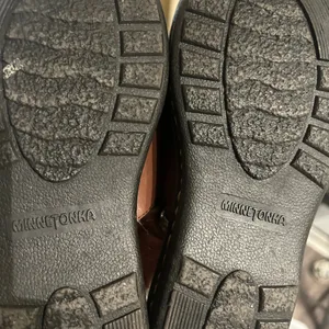Minnetonka Leather Slide Sandals thumbnail 9