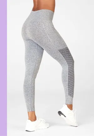 NEW Fabletics Sync Seamless High-Waisted 7/8 Legging thumbnail 3