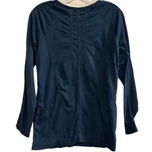 Athleta Women's Black Long Sleeve Seamless Top Size‎ M- Yoga Workout thumbnail 7