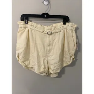 NWT Anthropologie Belted Paperbag Linen Blend Shorts Cream High Rise Size M thumbnail 2
