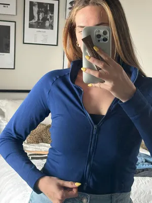 Fabletics Cropped Zip Up thumbnail 2