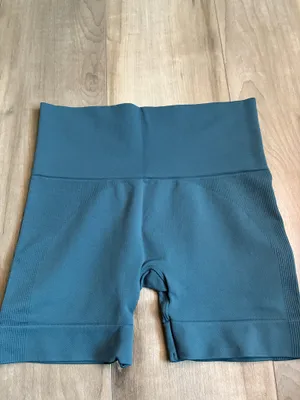 Set Active Sculptflex bike shorts size small teal  thumbnail 2