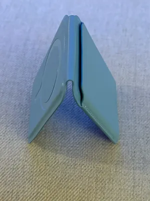 MagSafe iPhone Wallet Blue thumbnail 4