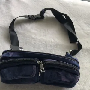 Forever21 hand/shoulder/waist Fanny bag thumbnail 2