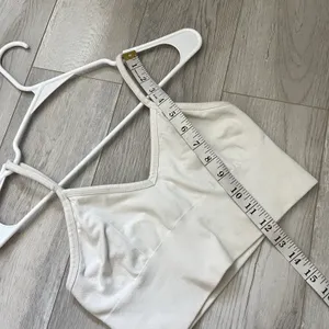 Alo Delight Bralette pullover longline sports bra White (medium) athleisure gym thumbnail 6