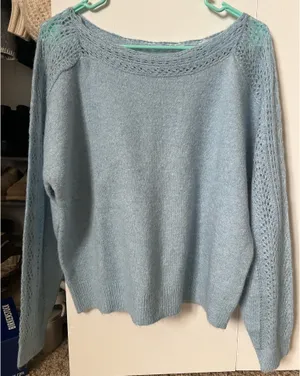 American Eagle Sweater thumbnail 1