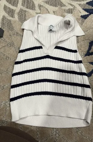 Old navy vest thumbnail 1