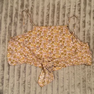 Altar'd State Floral Tie Back Crop Cami Tank Top Yellow Pink Boho Retro‎ Medium thumbnail 6