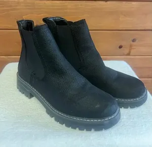 CLIFFS BY WHITE MOUNTAIN Women's Mission Chelsea Boots Sz 7.5 NWOB thumbnail 1