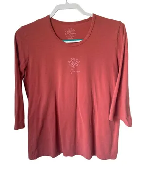 Good Karma by Life is Good Flower Tee - Medium thumbnail 1
