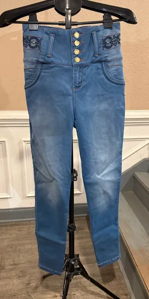 Colombian High Waist Butt Lift Jeans thumbnail 1