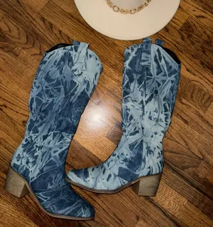 SheIn Western Tie-Dye Denim Boots thumbnail 2