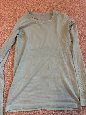 Lululemon Swifty Tech Longsleeve thumbnail 1