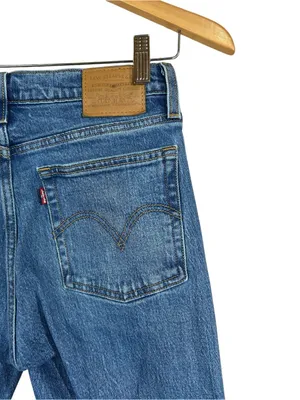 Levi's Wedgie Straight Leg Classic Blue Jeans Button Fly WOMEN’S SIZE 27 Waist thumbnail 4
