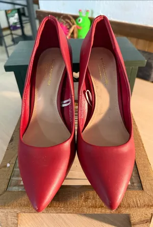 Marc New York Red Leather Pointed Toe Leather Pumps thumbnail 1