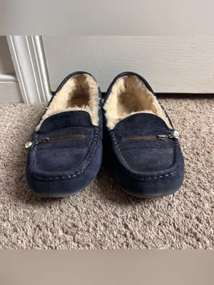 UGG Ansley Charm Loafers Slippers Navy Suede Shearling Size 8 thumbnail 2