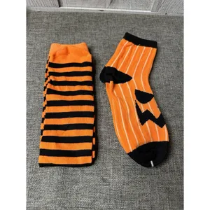 Pack of 2 Womens Halloween Socks Striped and Jack O Lantern Orange Black thumbnail 2
