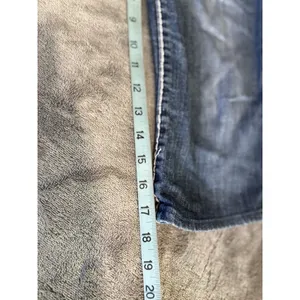 Miss Chic Size 11 Junior's Capri Jeans Rhinestones Embroidered Studded thumbnail 9