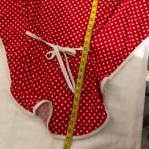 1980s Vintage Red white polka dot kimono style butterfly bell sleeve top blouse belted cinch waist Size S, measurement in pics Excellent condition thumbnail 5