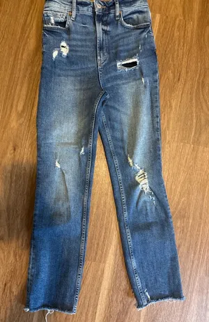 Abercrombie & Fitch High Rise Straight Distressed Jeans‎ Medium Wash Blue 26 thumbnail 1