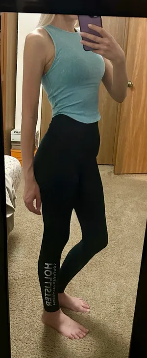 Hollister Southern California Graphic Logo Leggings thumbnail 1