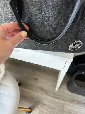 Michael Kors Purse thumbnail 8