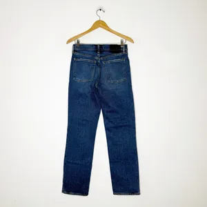Abercrombie & Fitch The 90s Straight Low Rise Jeans Size 2R / 26 thumbnail 2