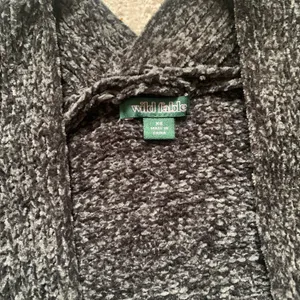 Cardigan thumbnail 2