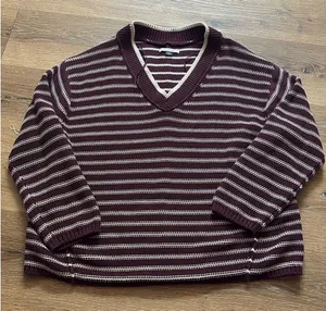 American Eagle Oversized Sweater thumbnail 1
