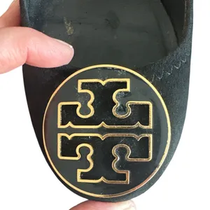 Tory Burch Maddie Suede Pumps Black Gold Logo Block Heel Size 9 thumbnail 10