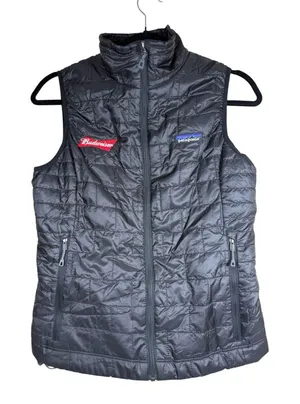 Patagonia NWT Women's Nano Puff Vest Sz S Outdoor Layering Utility Packable thumbnail 1