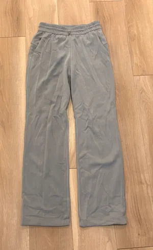 Lululemon Scuba thumbnail 1