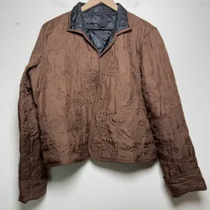 Due Per Due Women 100% SILK Chore Jacket L Brown Reversible Quilted‎ Embroidered thumbnail 1