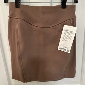 Lululemon S Scuba Skirt Brown thumbnail 1
