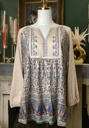 Vintage America Women Large Floral Paisley Embroidered Peasant Tunic Top thumbnail 1