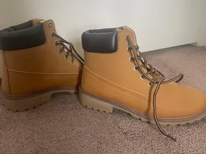 Fall/Winter Boots Tan Size 6 thumbnail 1